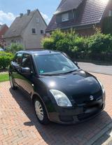 Suzuki Schöner Suzuki Swift (4-Türer) zu verkaufen! - Suzuki Swift: Türer