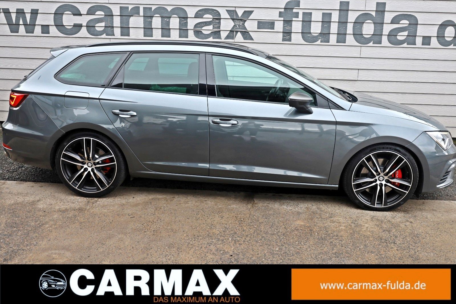 Fahrzeugabbildung SEAT Leon ST Cupra 300 4Drive TLeder,Navi,LED,PanDach