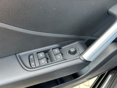 Fahrzeugabbildung Audi Q2 30 TFSI sport AHK Navi Einparkhilfe Sitzhzng.