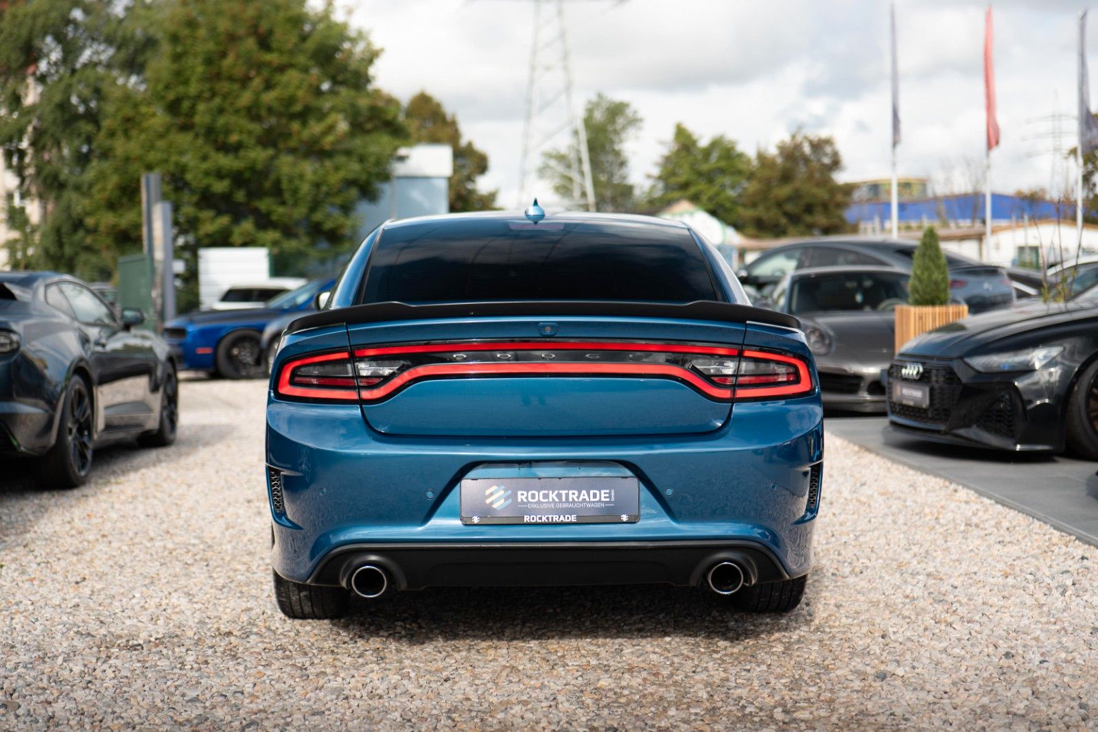 Fahrzeugabbildung Dodge Charger 5.7 V8 HEMI R/T Night-Paket Performance