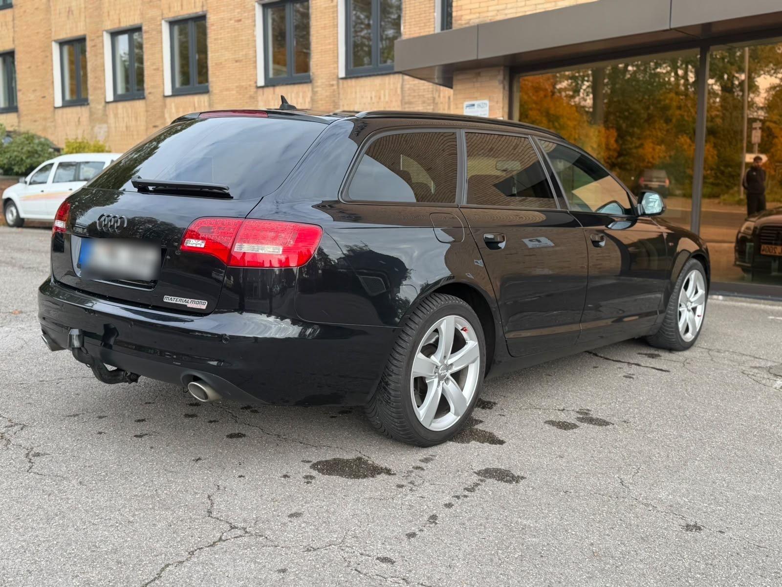 Audi A6 2010 — photo 13