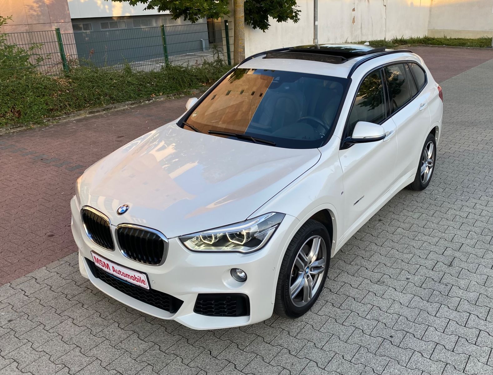 BMW X1 xDrive20d M Sport/Panorama/Kamera/AHK