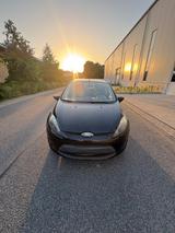 Ford Fiesta 1,6 TDCi 66kW DPF Ghia Ghia - Ford Fiesta aus 2008: Ghia