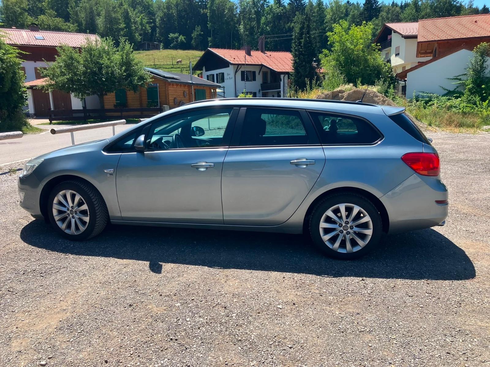 Opel Astra 2012 — engine 1.364 cm³, 140 HP (103kW)