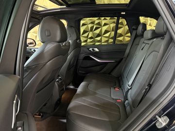 BMW X5 - 11