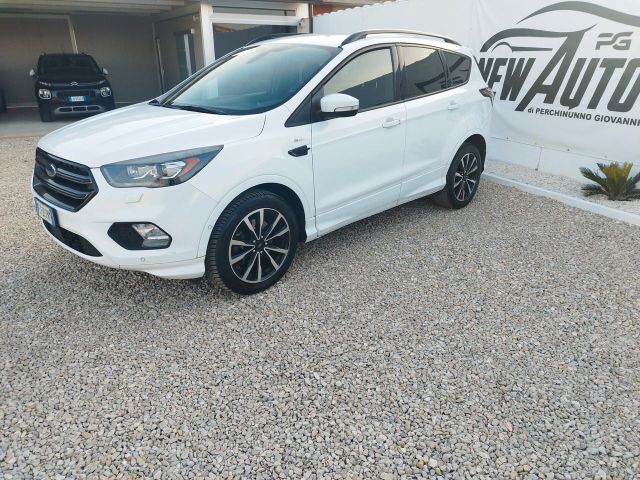 Ford Kuga 1.5 TDCI 120 CV S&S 2WD Powershift ST-