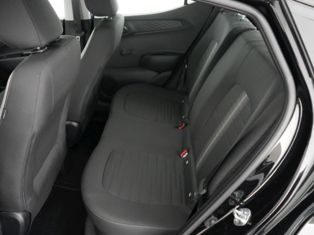 i10 FACELIFT SELECT 4-SITZER+NAVI+RÜCKFAHRKAMERA