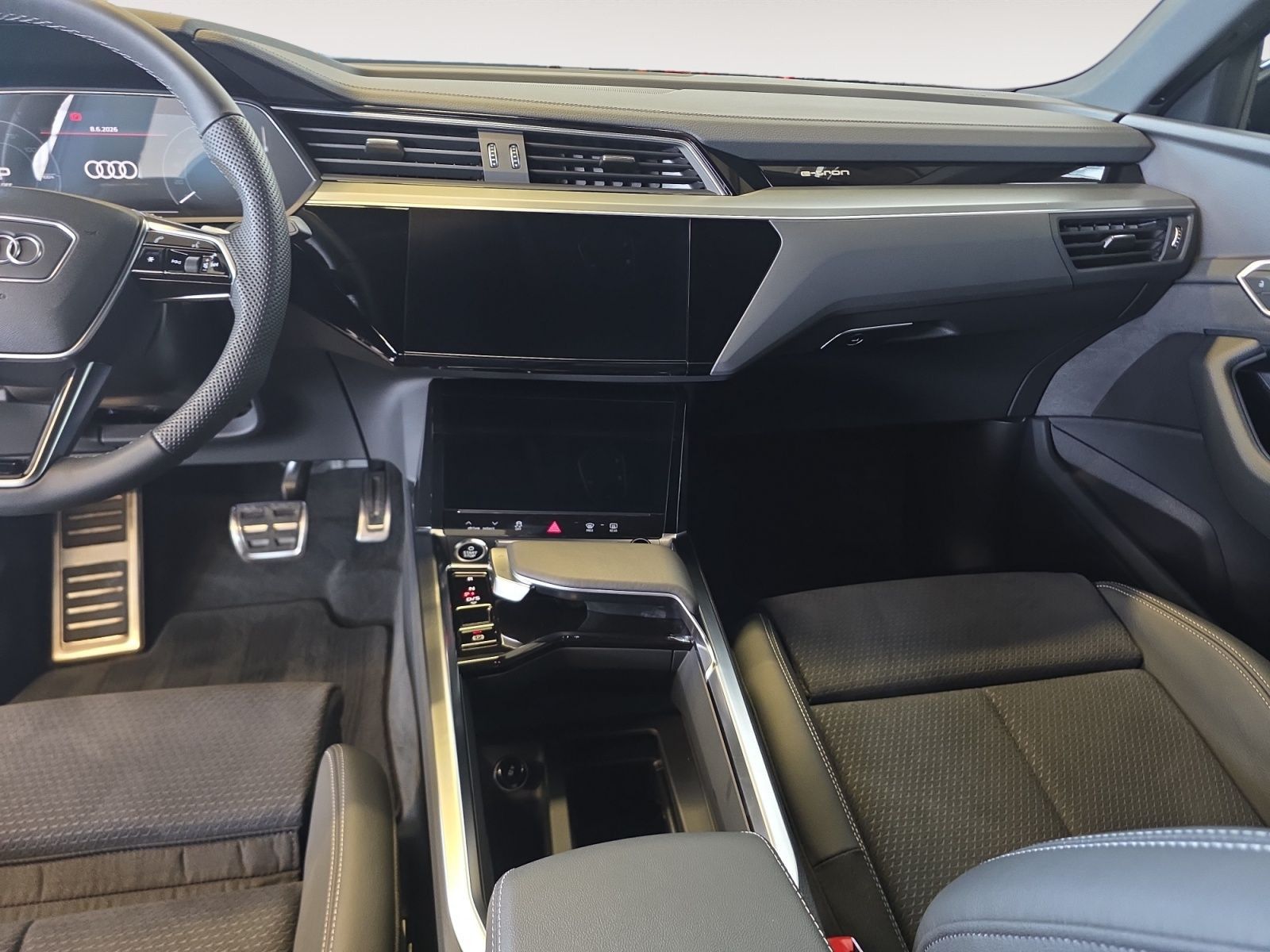 Audi Q8 e-tron - Bild 13