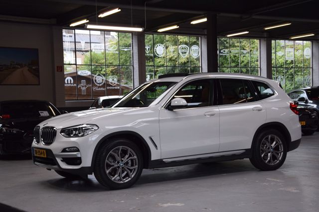 BMW X3 xDrive 20 i *xLine* Panoramadach|Leder|Top