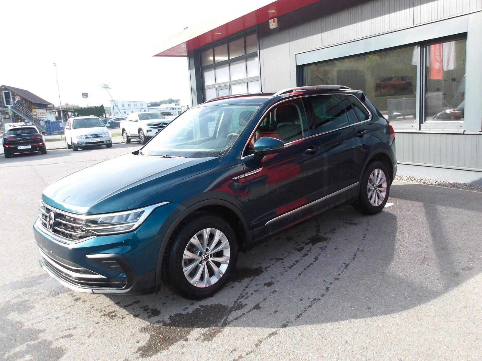 Volkswagen Tiguan Life DSG *EXP. 13990*