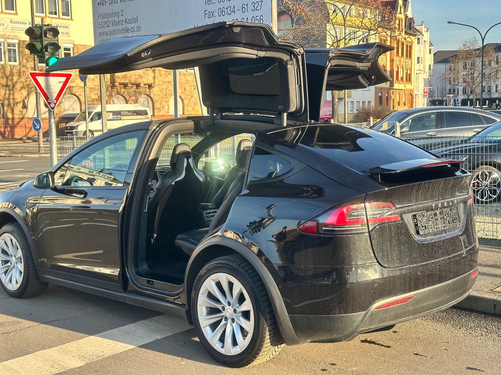 Fahrzeugabbildung Tesla MODEL X 90D PERFORMANCE+7SITZER+AHK
