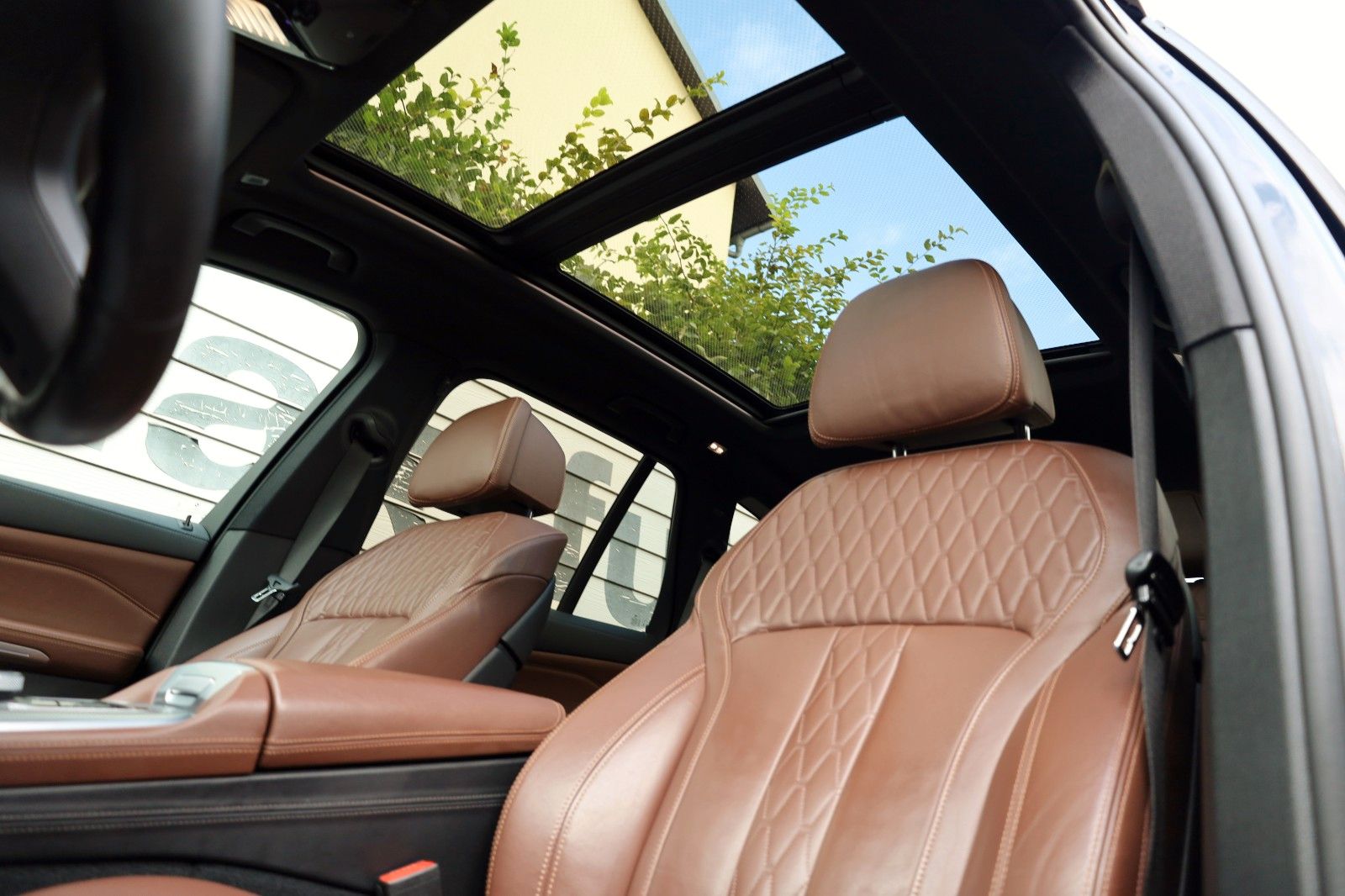 Fahrzeugabbildung BMW X5 M50 d,Panorama,Laser,Soft-Close,HUD, Air-Pak.