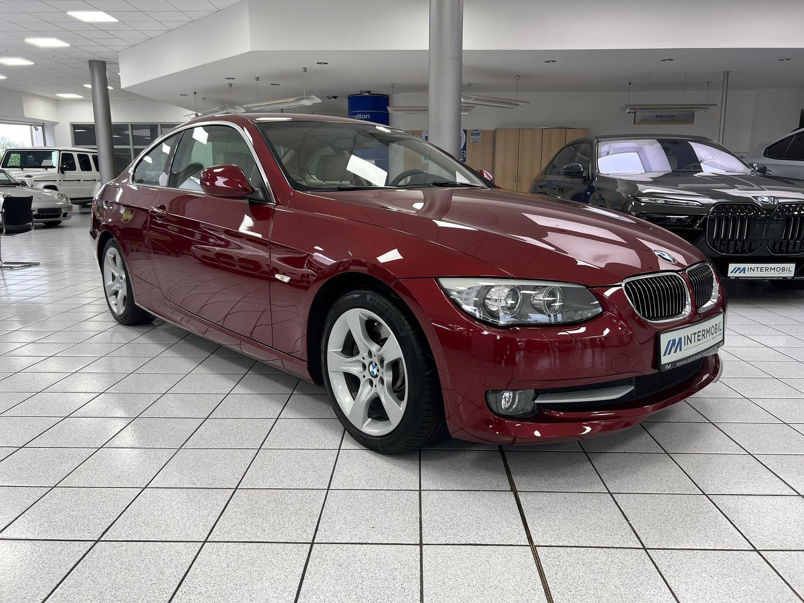 BMW 325 i Coupe*Leder*PDC*Sitzheizung*59T KM*Xenon*