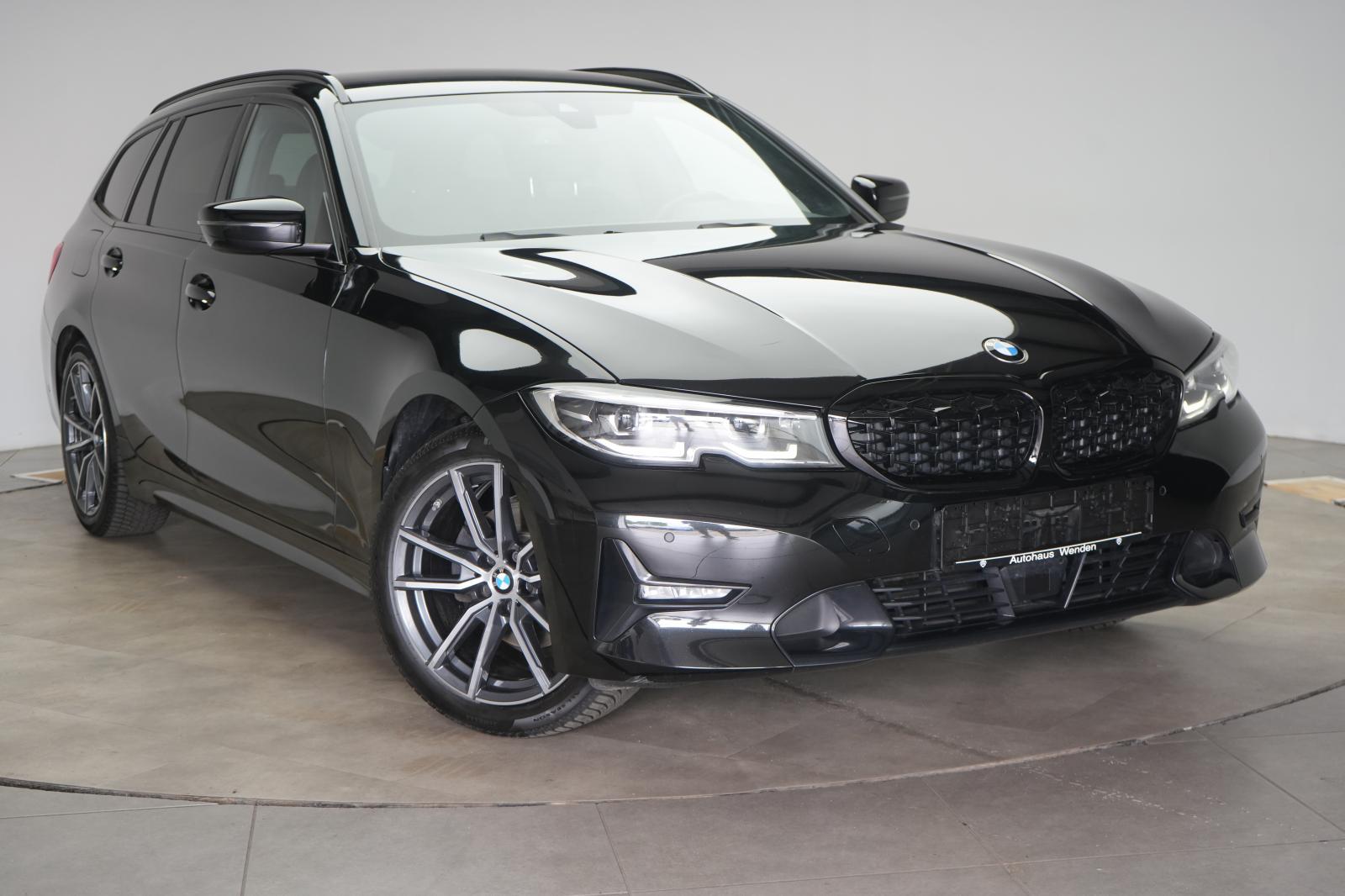 BMW 320 d Touring Sport Line CarPlay/ACC/AHK/Side