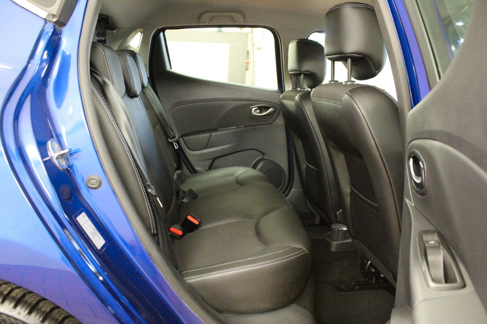 Fahrzeugabbildung Renault Clio TCe 90 Intens*Navi*Klima*PDC*
