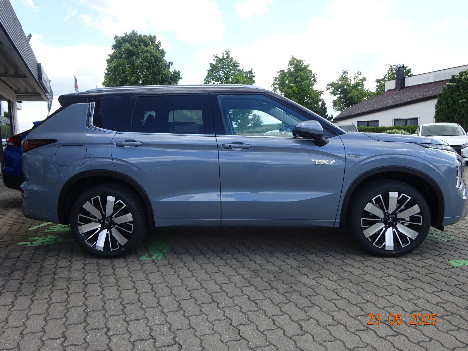 Mitsubishi Plug-in Hybrid Outlander - Bild 4
