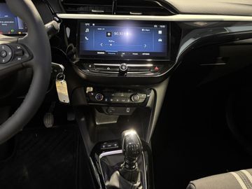 Fotografie 16 des Opel Corsa 1.2 Direct Injection Turbo GS