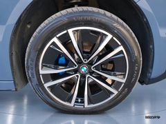 BMW iX3 – 6 / 8