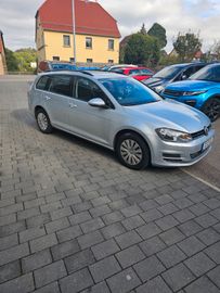 Volkswagen Golf - 4