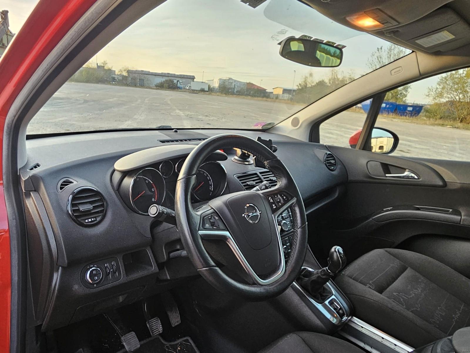 Opel Meriva 2011 — фото 16