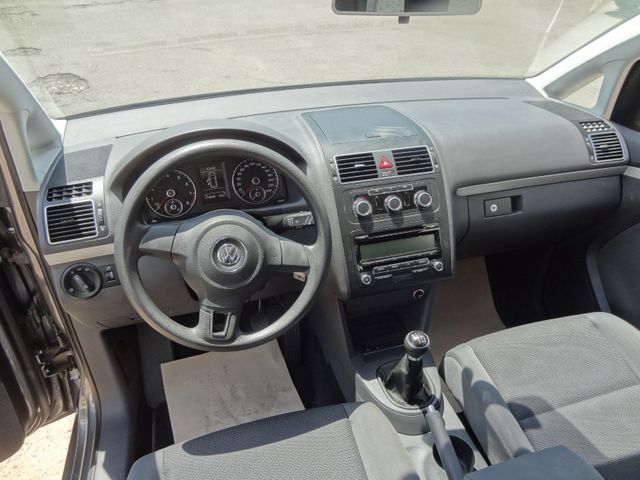 Fahrzeugabbildung Volkswagen Touran Trendline/2.Hd/PDC/Klima/Steuerkette NEU/