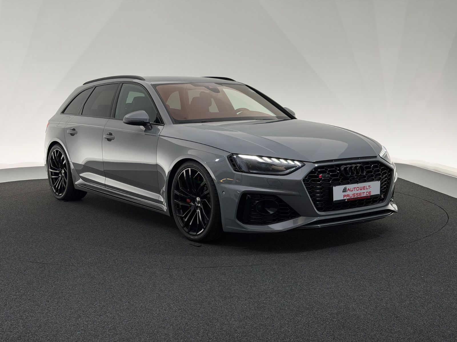 Audi RS4