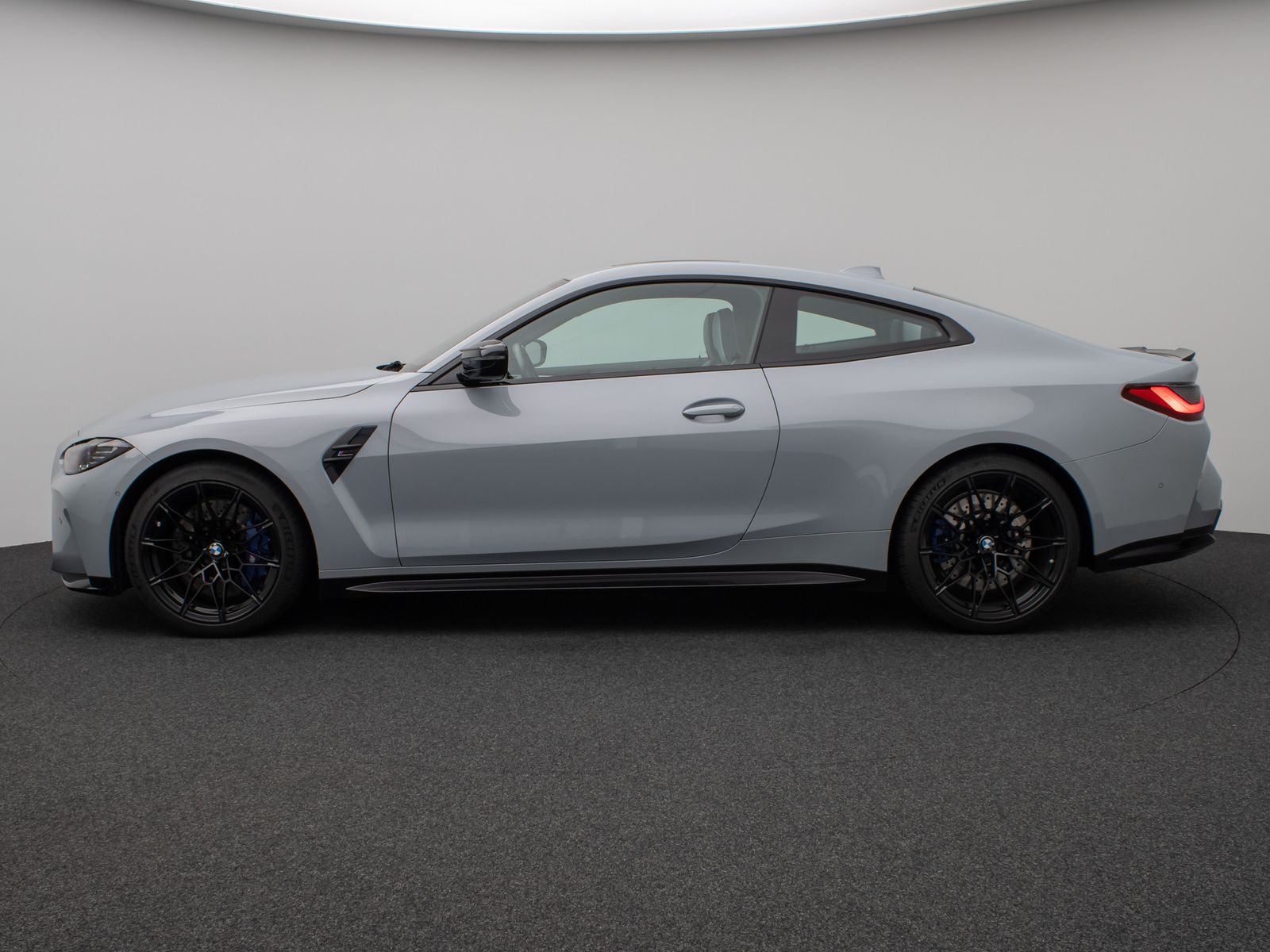 Fahrzeugabbildung BMW M4 xD Coupé Competition Kamera Glasdach HUD H/K