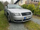 Audi A4 2.5TDI Cabriolet - 6 Zylinder - Audi: Zylinder