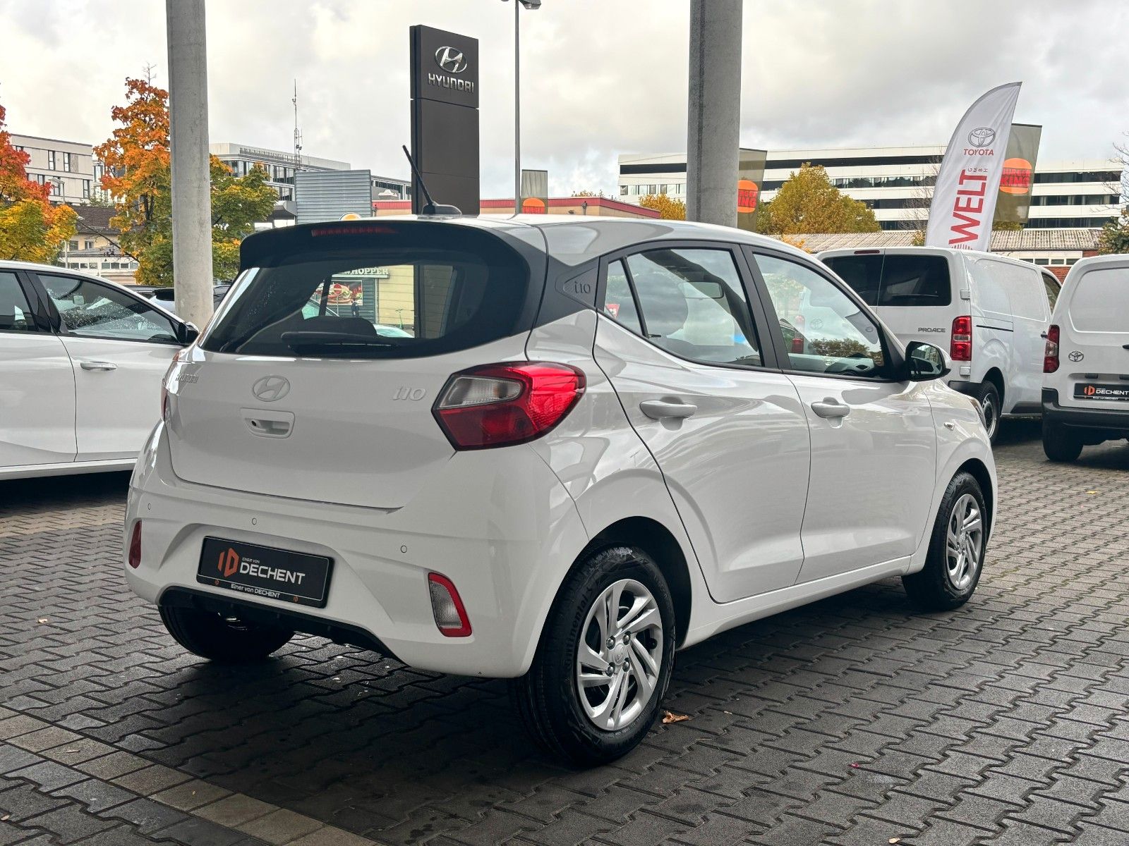 Fahrzeugabbildung Hyundai i10 Select 1.0l Navi/Klima/Kamera!