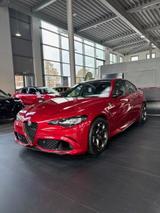 Alfa Romeo Giulia Quadrifoglio Super Sport 1 of 275