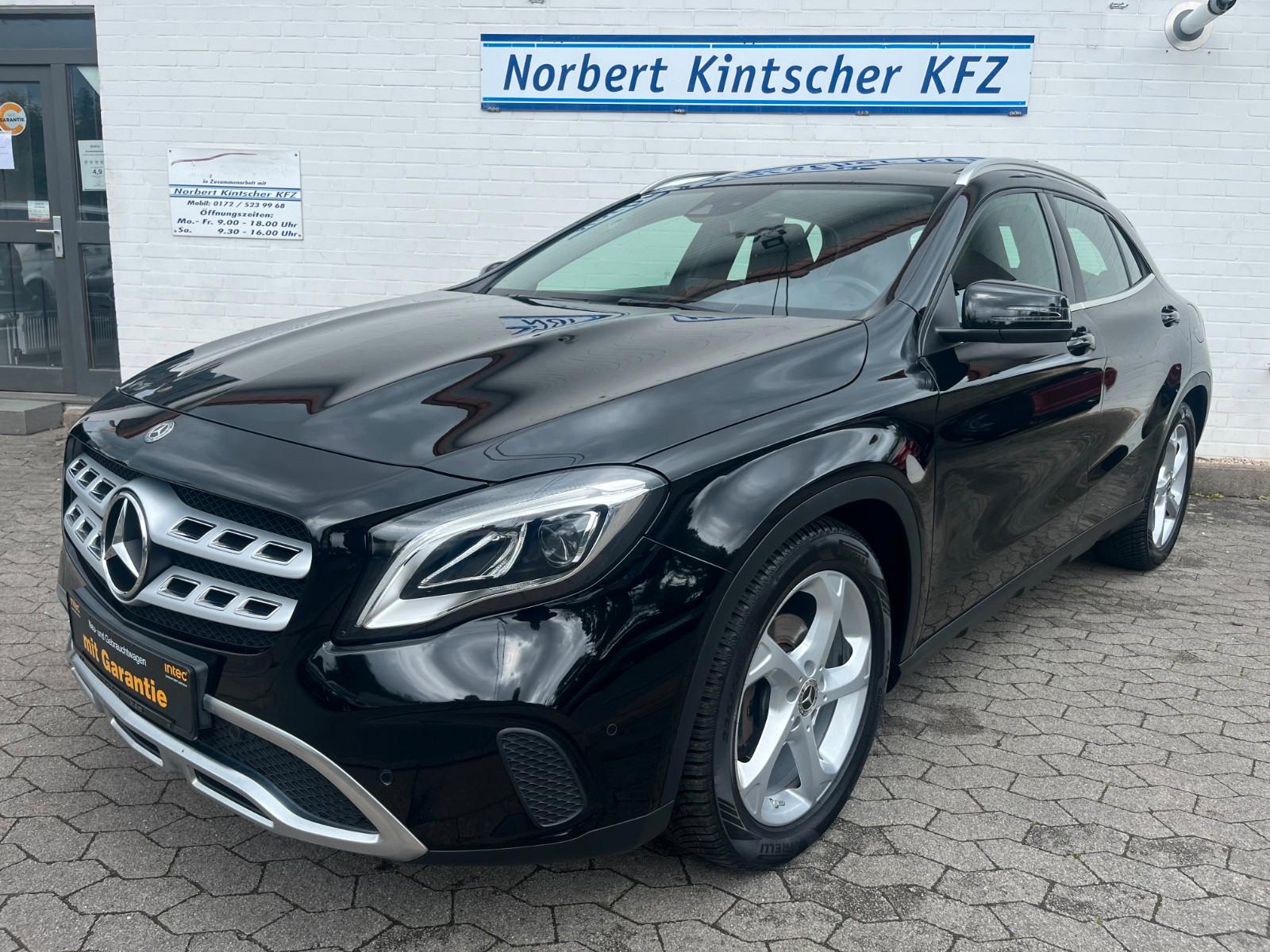 Mercedes-Benz GLA 180  Panoramadach MB Scheckheft