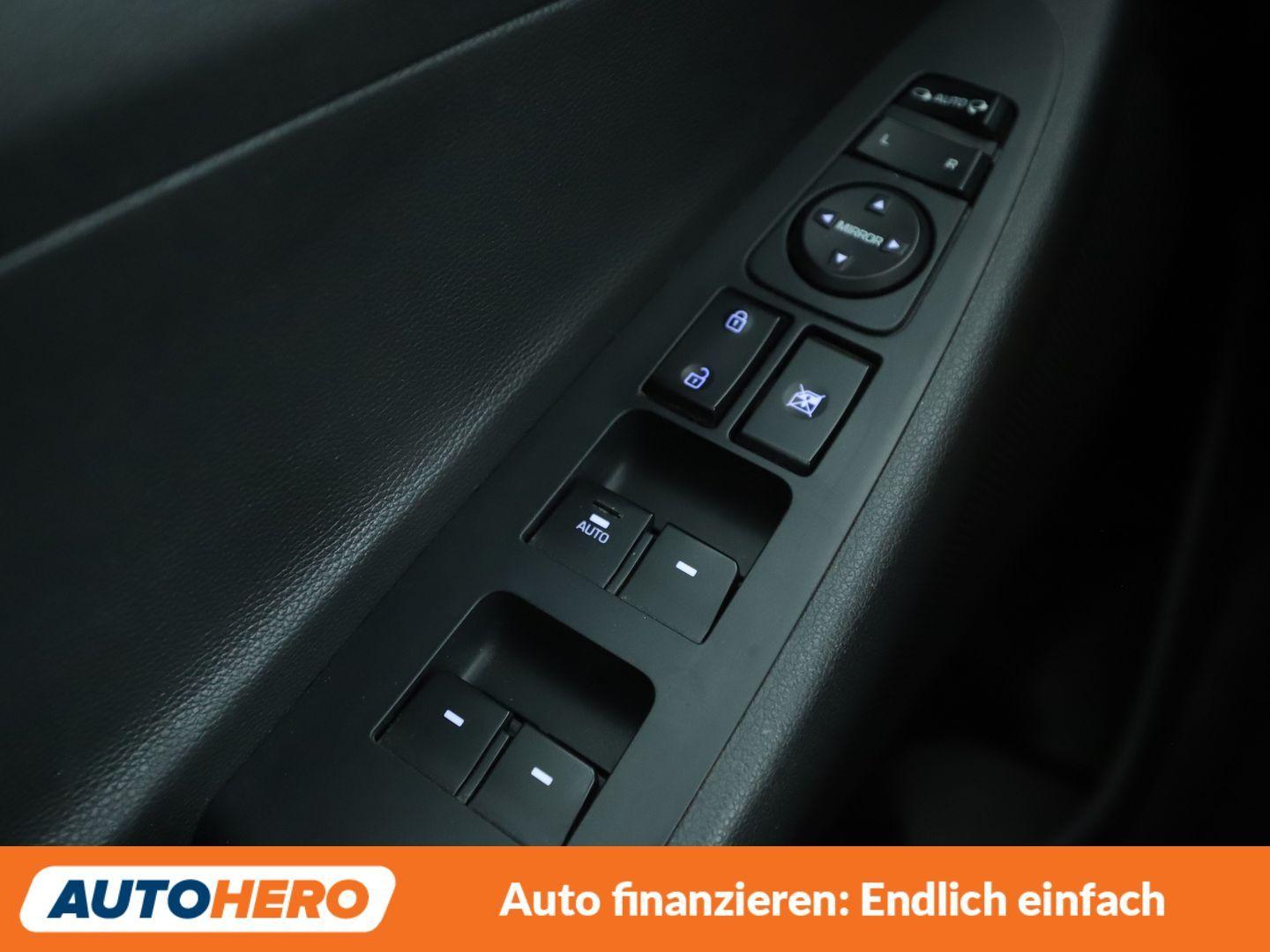 Hyundai Tucson 1.6 Classic blue 2WD *NAVI*TEMPO*CAM*PDC*