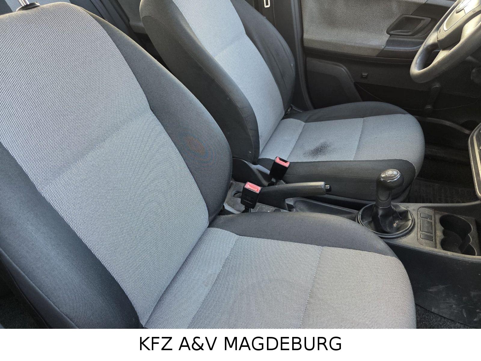 Skoda Fabia 2009 — photo 11