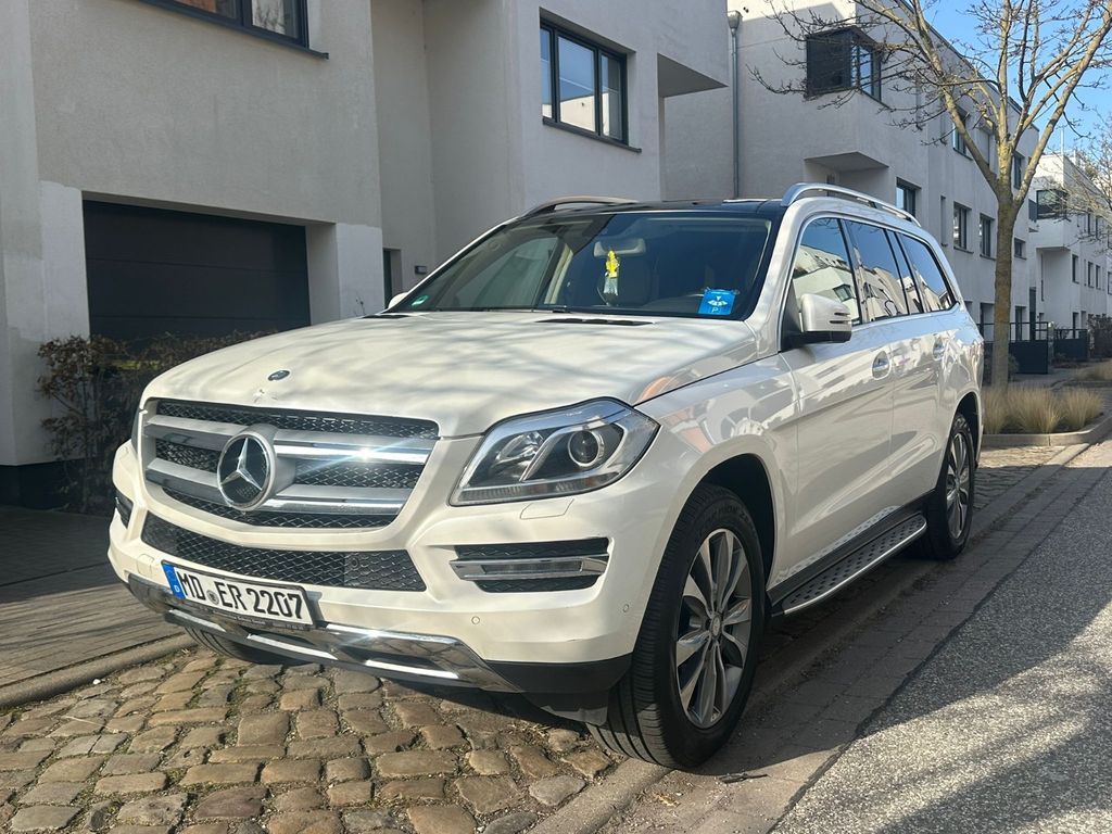 Mercedes-Benz GL 400