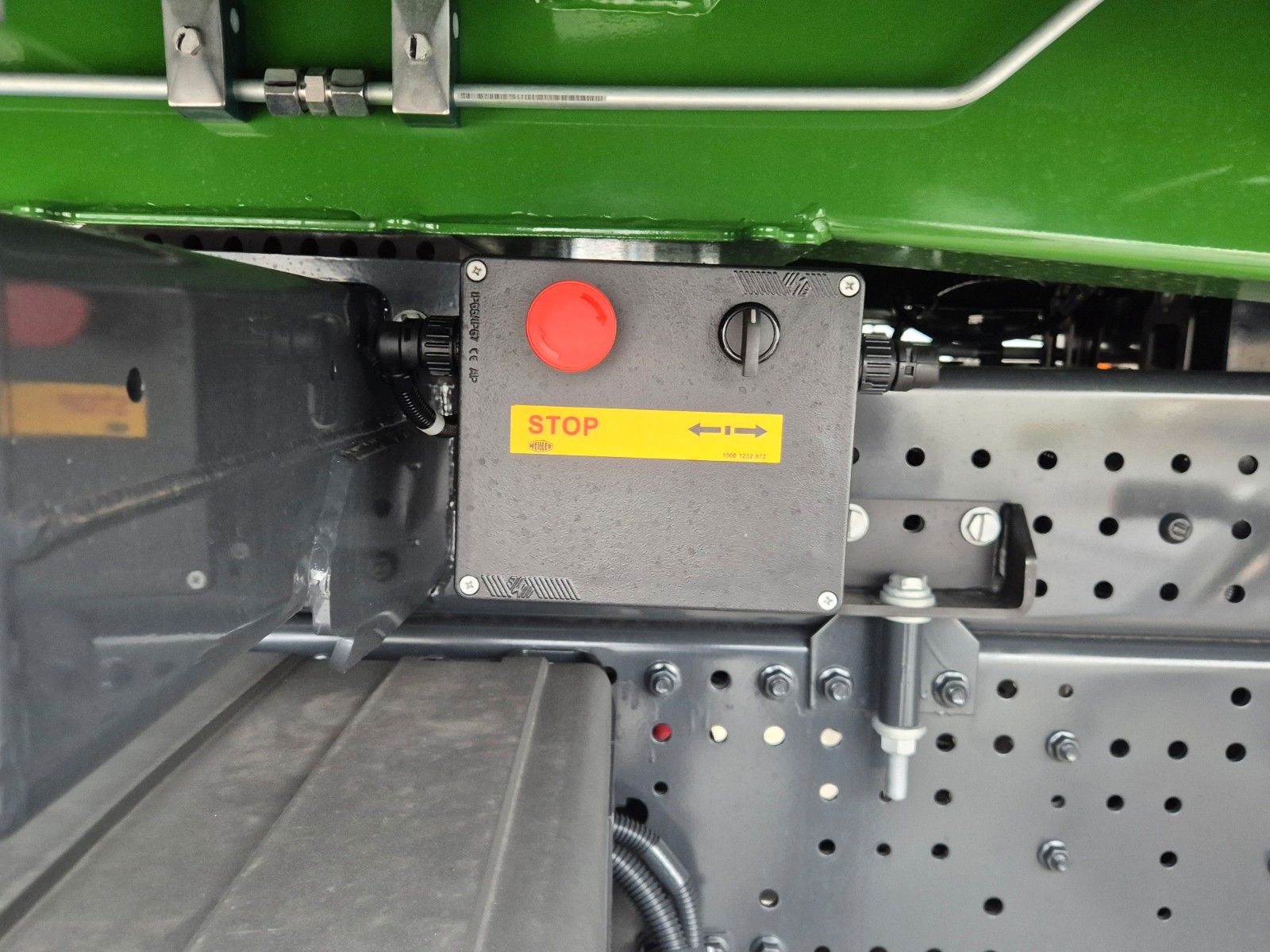 Fahrzeugabbildung Iveco AS300X58Z HR ON+ Meiller Bordmatic AHK Intarder