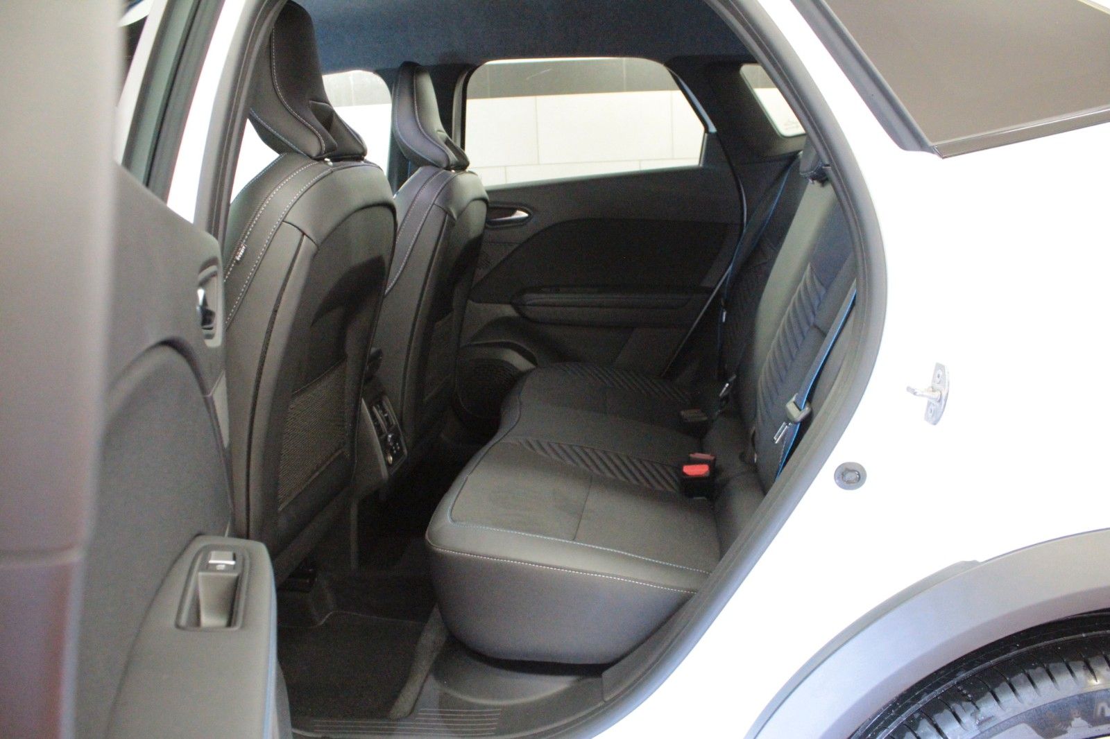 Fahrzeugabbildung Renault Symbioz Esprit Alpine -Tech Full Hybrid *Winterp