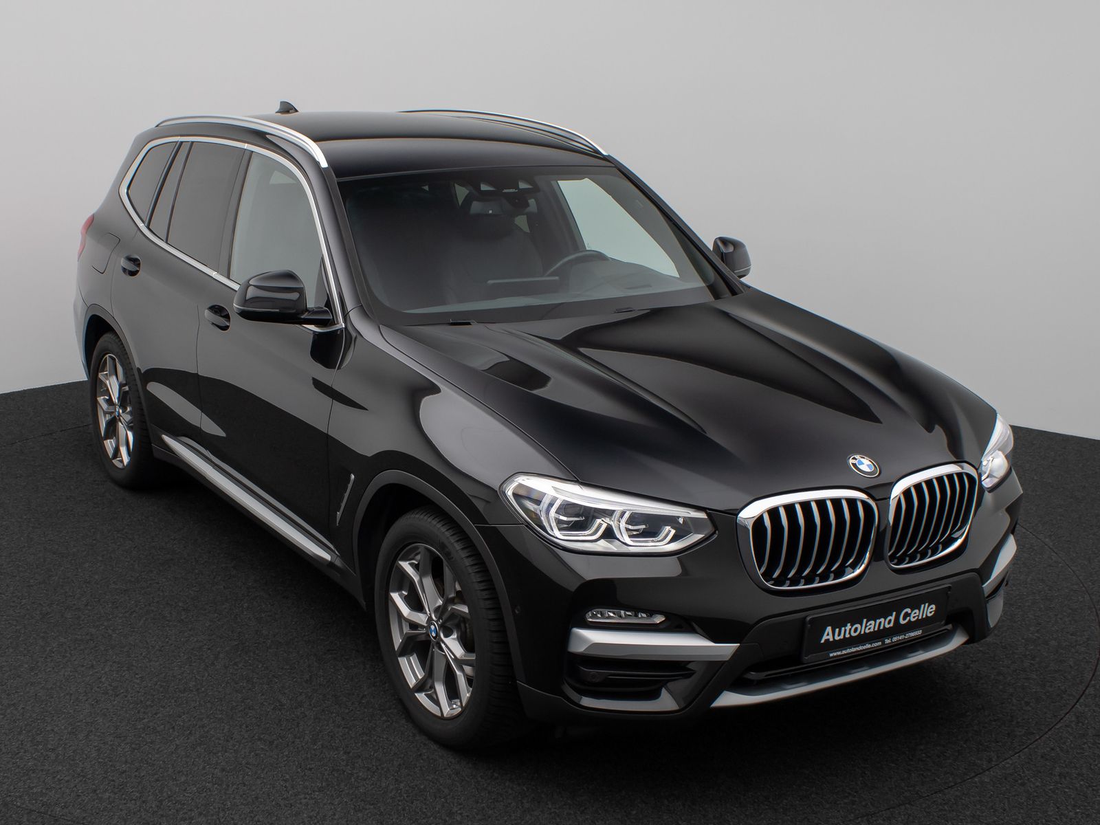 Fahrzeugabbildung BMW X3 xD20d xLine Kamera HUD H/K Komfort Sport 19"