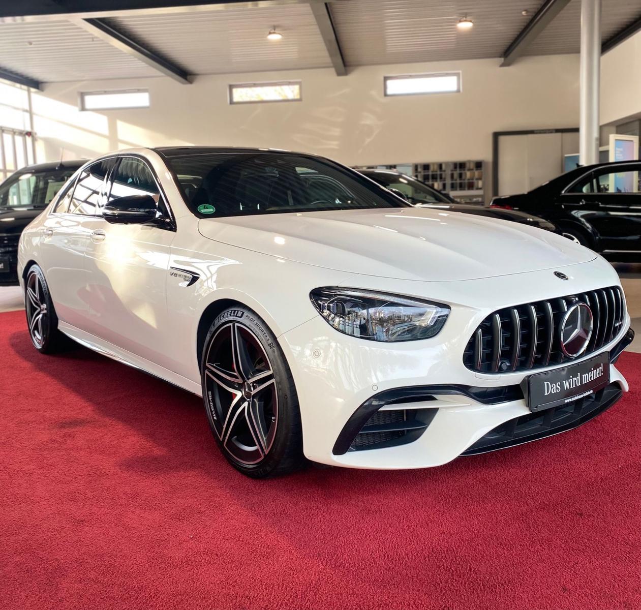 Mercedes-Benz E 63 AMG S 4M