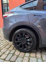 Tesla Model Y AWD LR Enhanced Autopilot Tiefgarage - Tesla Model Y in Hamburg