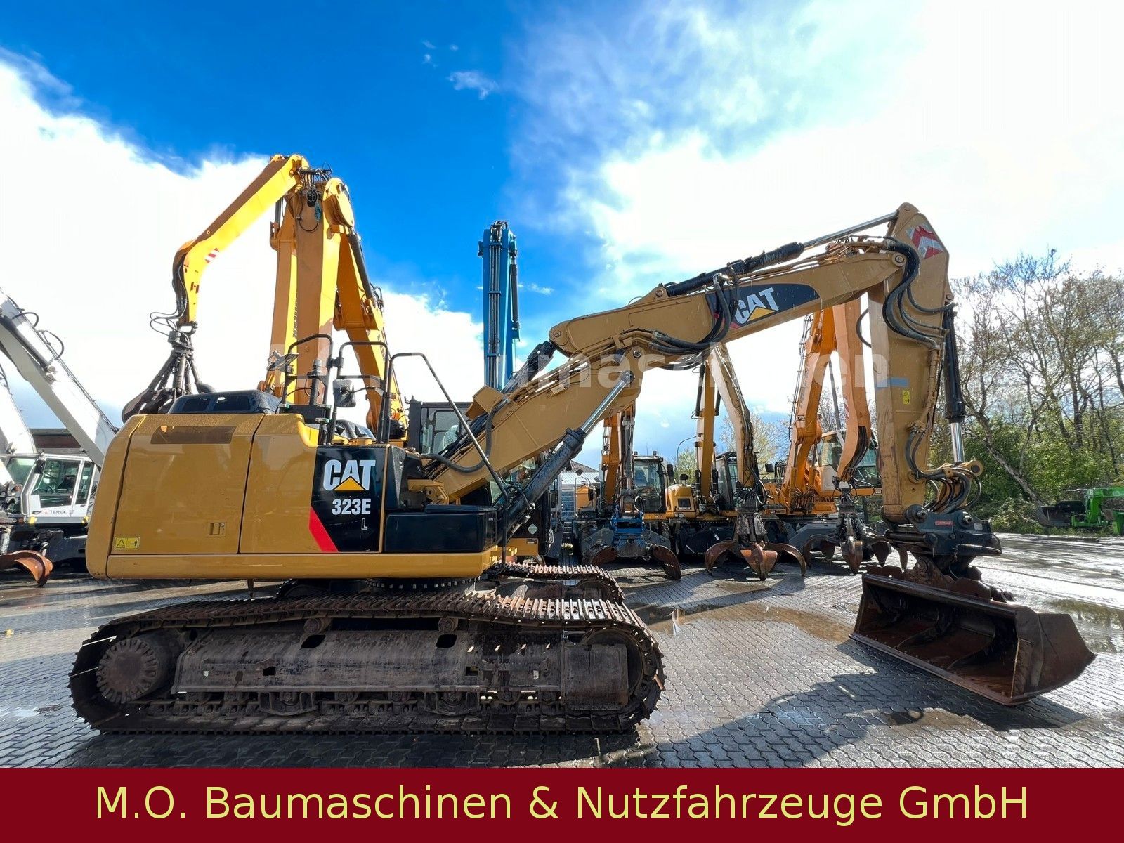 Fahrzeugabbildung CAT 323 EL /Trimble 3 D  VSA / Oilquick OQ 70/55