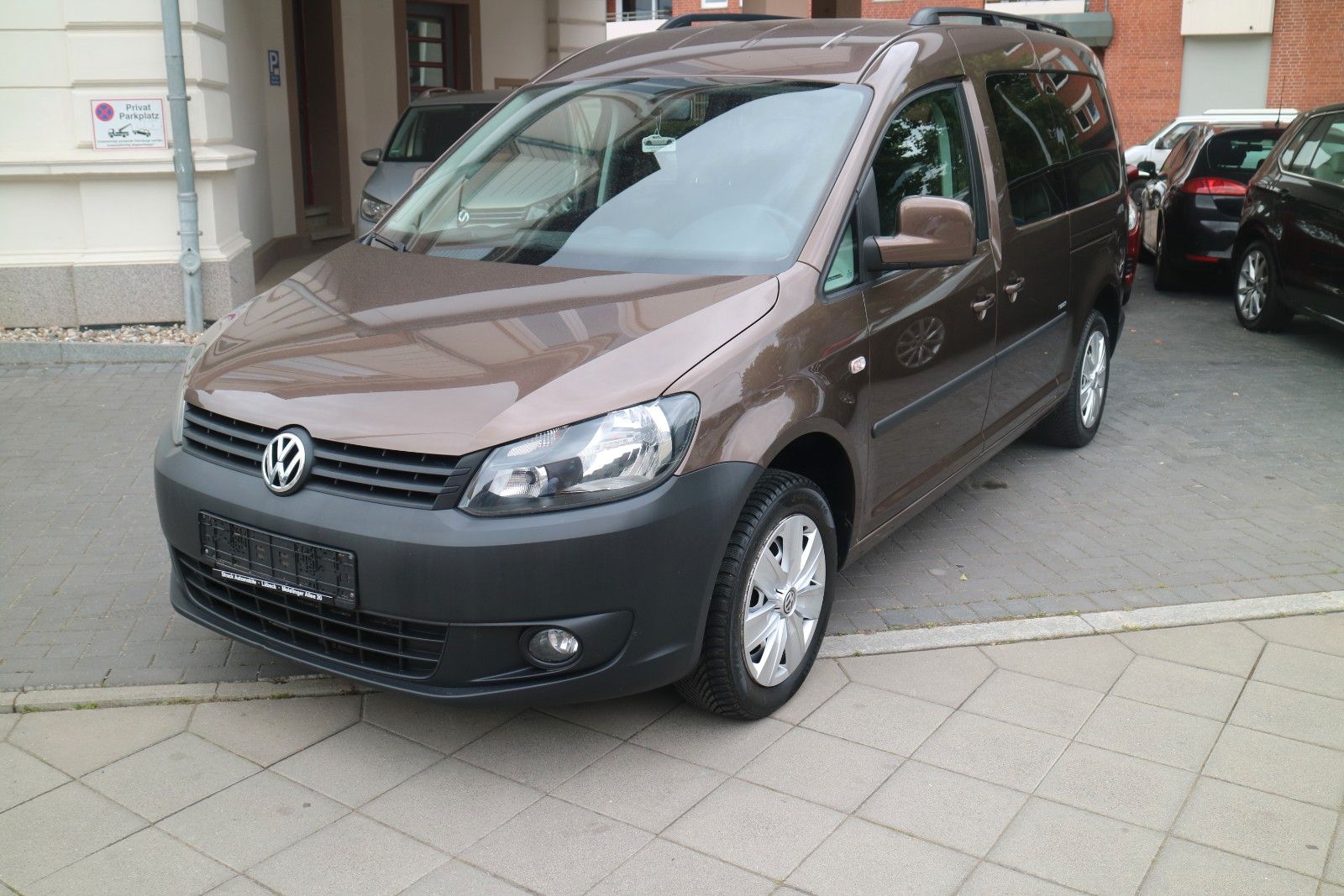 VW Caddy Maxi 1.HD/S-HEFT/7-SITZ/KETTE NEU