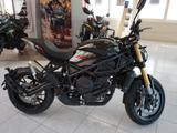 Benelli 752 S, Naked bike, E5, schwarz-glänzend - BENELLI 752 S