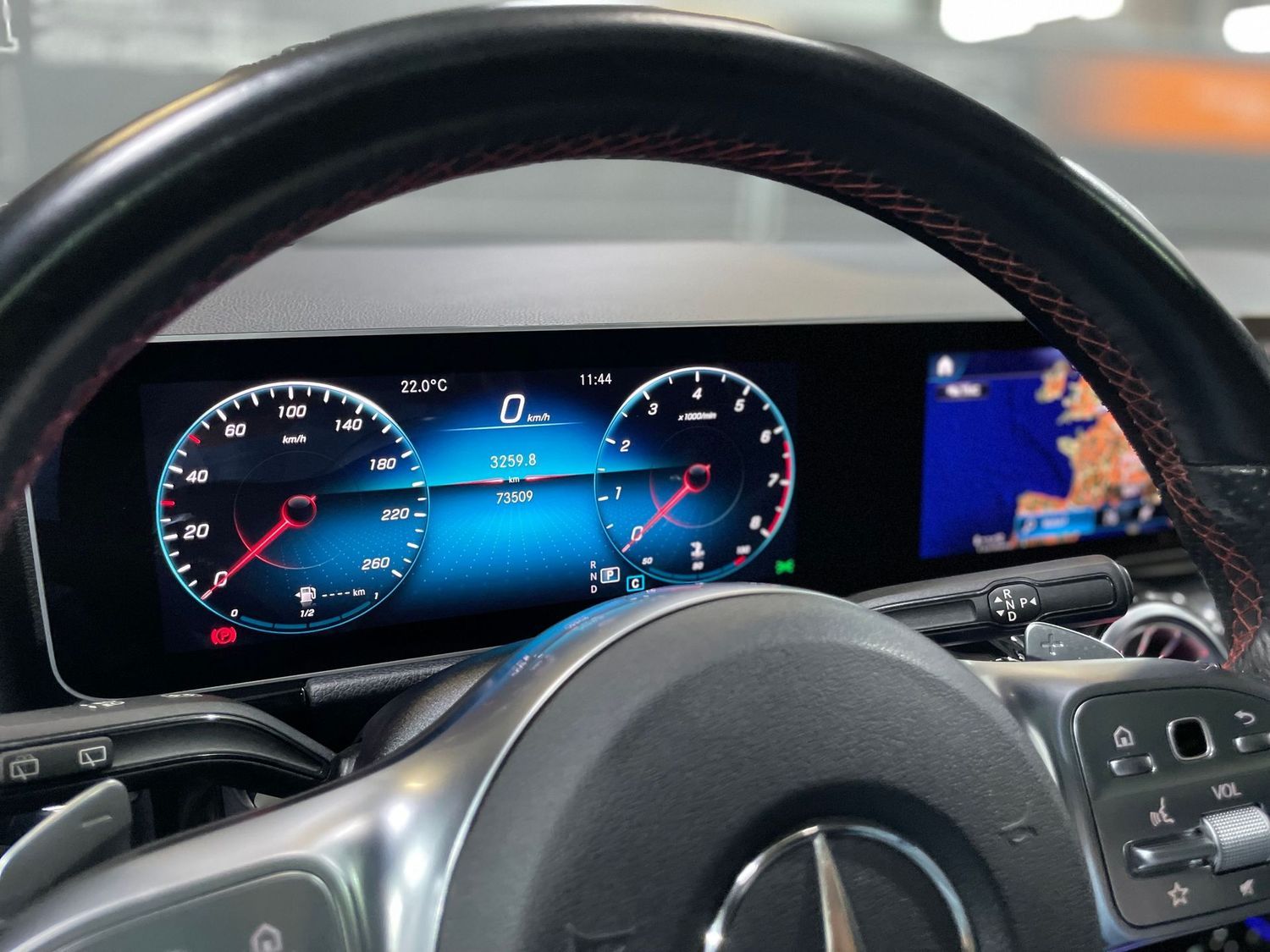 Fahrzeugabbildung Mercedes-Benz B 200 AMG Line #360°#Night#LED#Digital#MBUX#Pano