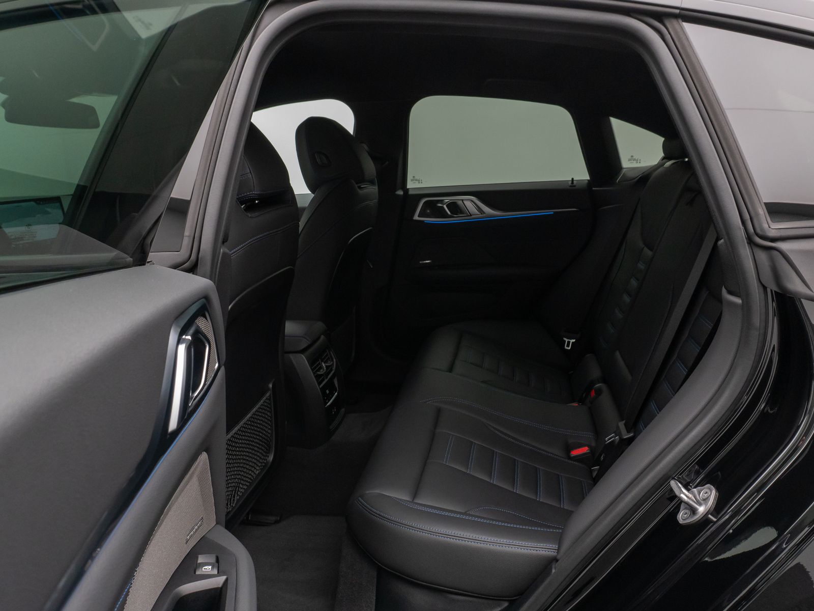 Fahrzeugabbildung BMW i4 eD35 Gran Coupé M Sport 360°HUD DAB H/K Laser