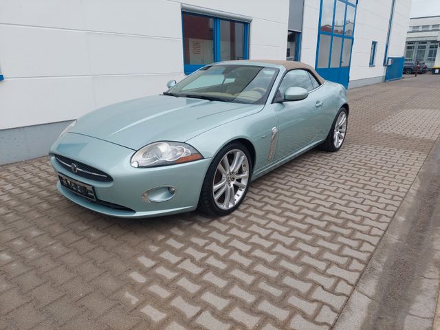 Jaguar XK 4.2 Cabrio/Leder/Navi/Xenon/