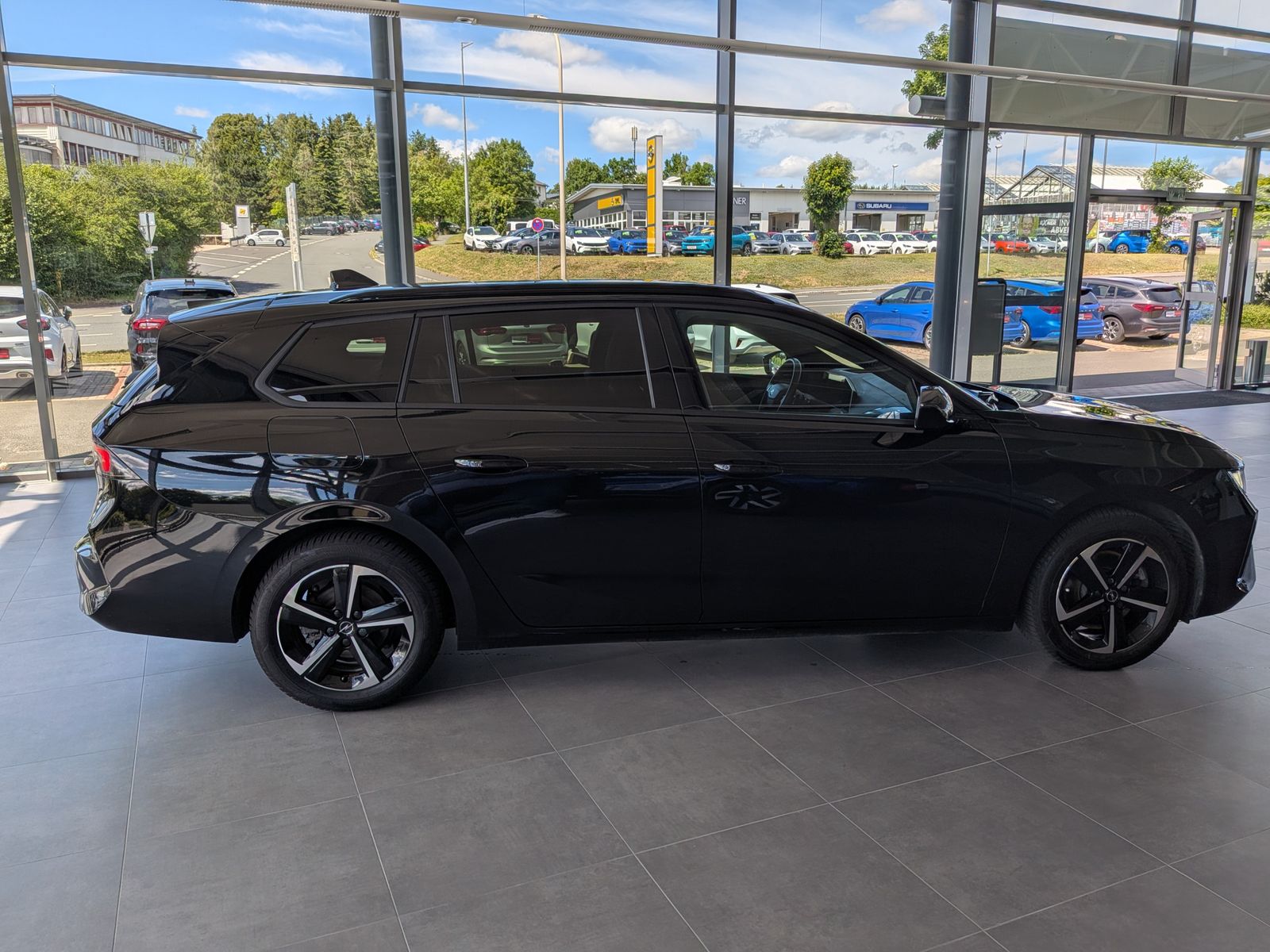 Fahrzeugabbildung Opel Astra ST1.2 GS TECH 360° MATRIX PANO ACC HUD AHK