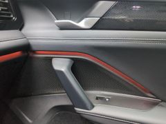 VW Tiguan 1.5 eTSI Life /Pano/LenkradHeiz./ACC/HuD