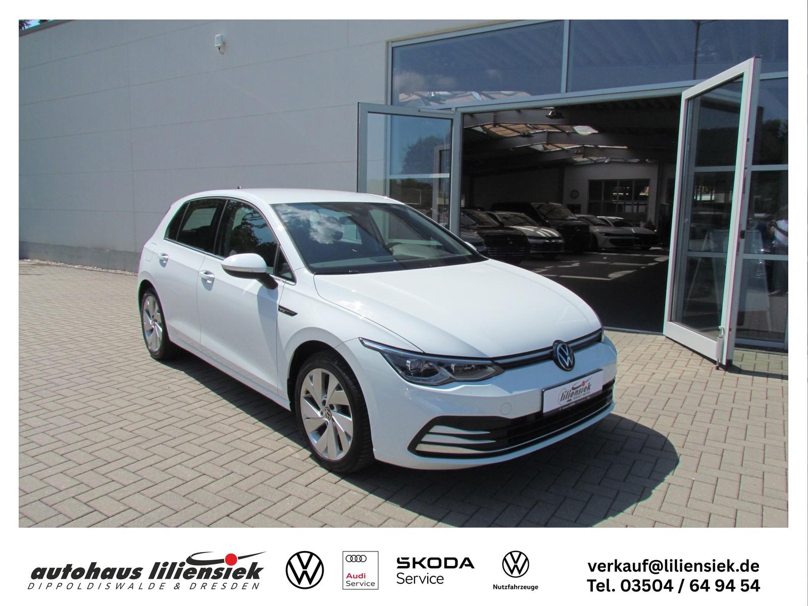 Volkswagen Golf 8 1.5 eTSI DSG Style IQ/LED/NAVI/STANDHZG