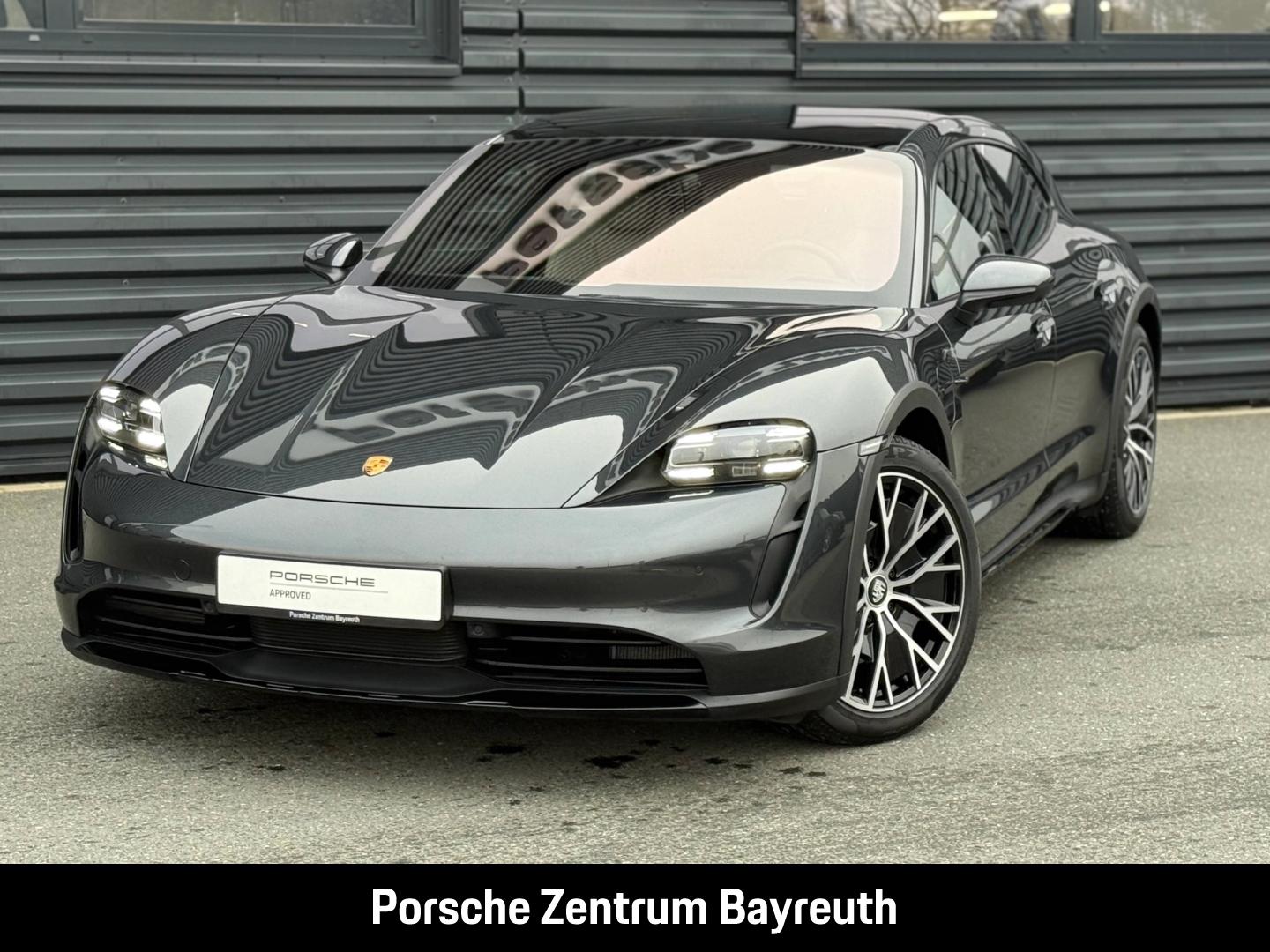 Porsche Taycan 4 Cross Turismo *Ausstattungspaket 75 J.*