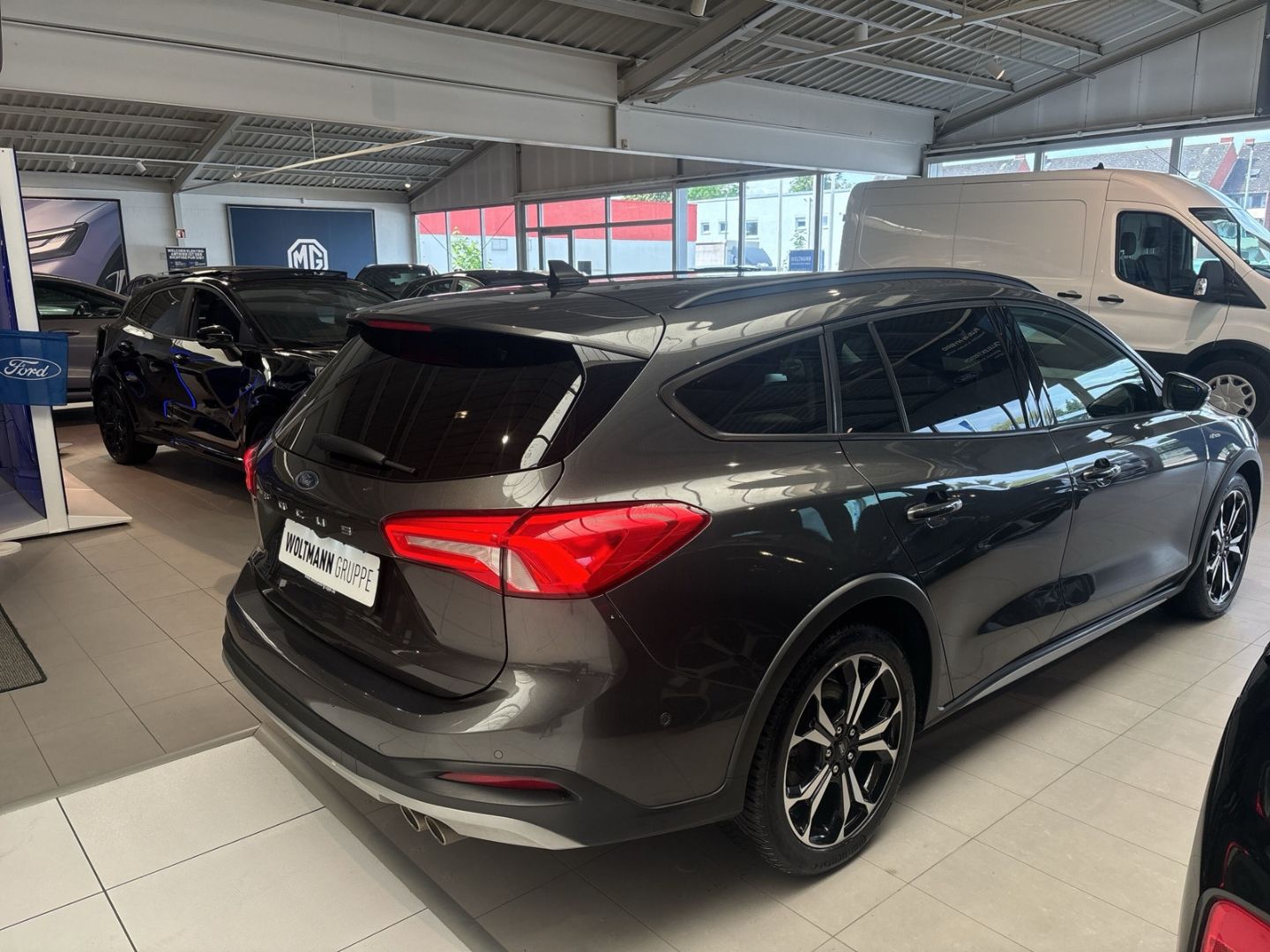 Fahrzeugabbildung Ford Focus Turnier Active Navi LED El. Heckklappe App